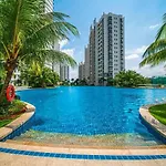 Country Garden Beach Suite By Sweet Home @ Danga Bay